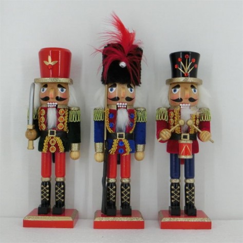 ORAŠAR FIGURA 25.5CM SORT 1KOM TIM