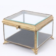 KUTIJA KVADRATNA STAKLENA H13X17X17CM DUT